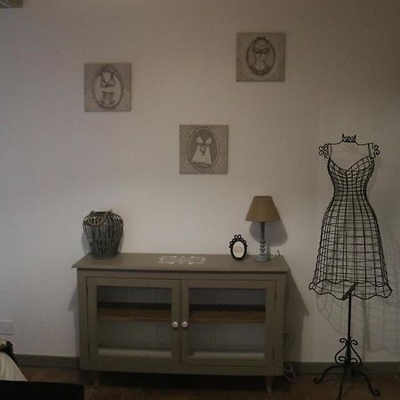 Gite Le Cozy Val-au-Perche Екстер'єр фото